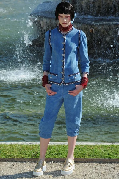 Look 40